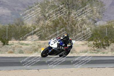 media/Jan-15-2026-Racers Edge (Thu) [[dfebeb70ab]]/3-B Group/Session 4 (Turn 6 Inside)/